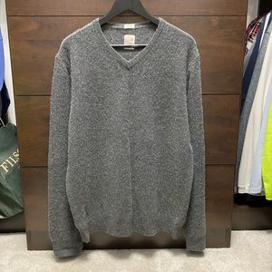 100% cashmere sweater